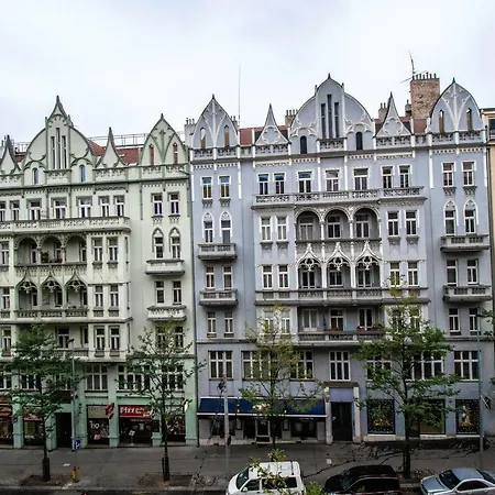 Pastel Art Deco 3Bdr Ruterra Apt Prague Exterior photo