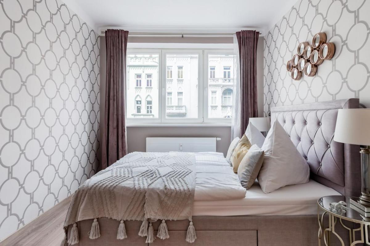 Apartment Pastel Art Deco 3bdr Ruterra *