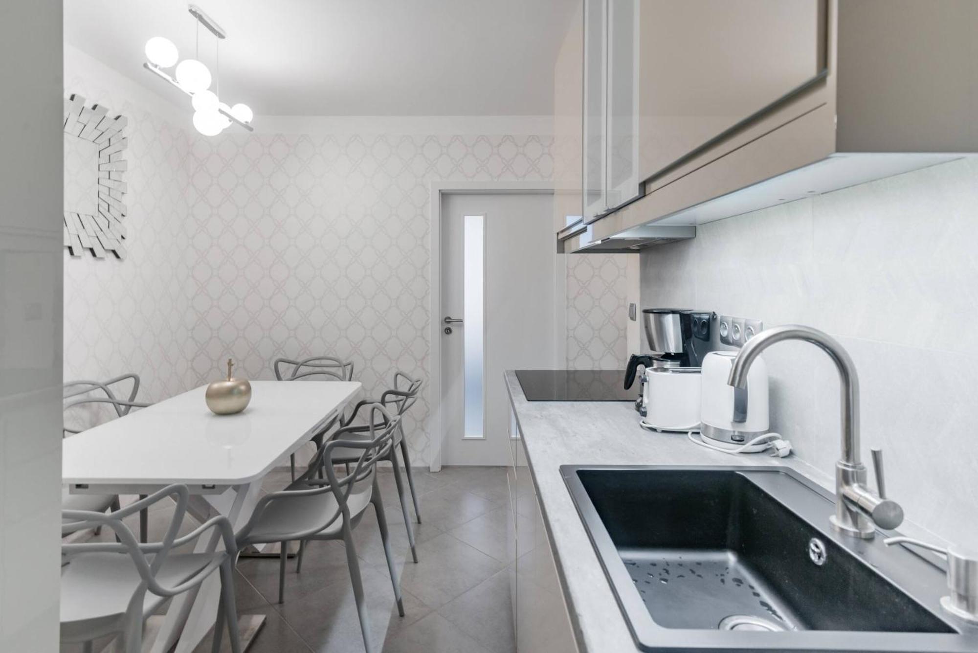 Pastel Art Deco 3bdr Ruterra Apartmán *